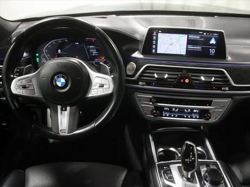 2022 BMW 750 i xDrive