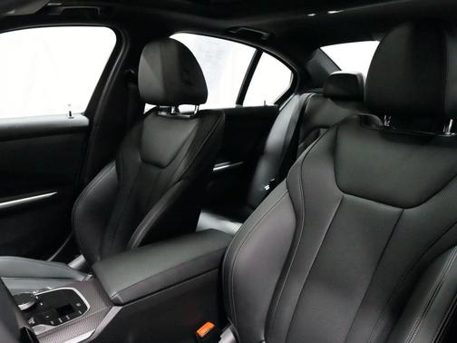 Mineral White Metallic 2025 BMW 330 xDrive