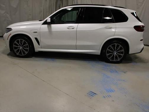 2022 BMW X5 PHEV xDrive45e