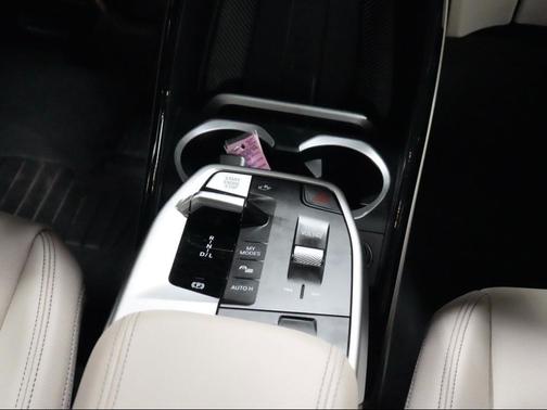 Cape York Green Metallic 2023 BMW X1 xDrive28i