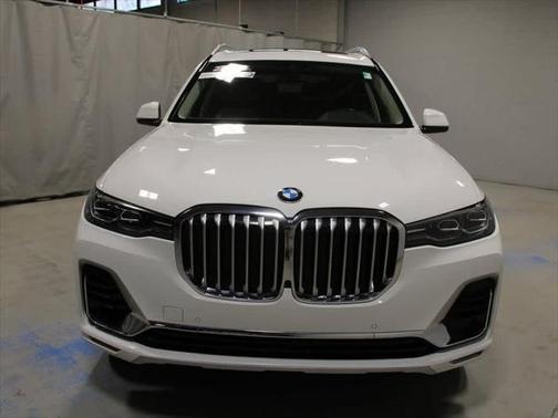 2022 BMW X7