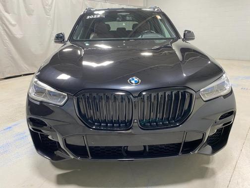 2023 BMW X5 M50i