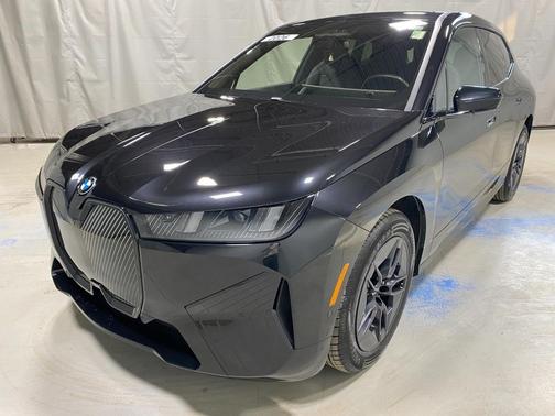 2026 BMW iX xDrive45