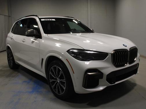 2022 BMW X5 M50i