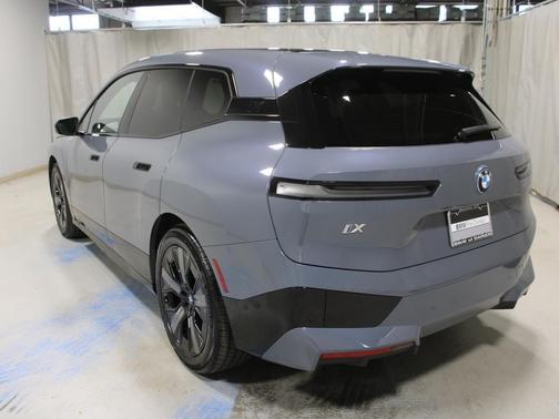 2022 BMW iX xDrive50