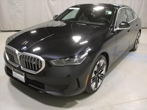 2025 BMW i5 xDrive40
