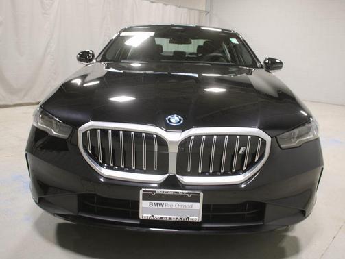 2025 BMW i5 xDrive40