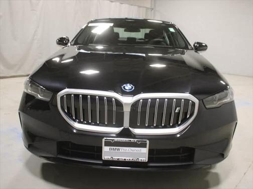 2025 BMW i5 xDrive40