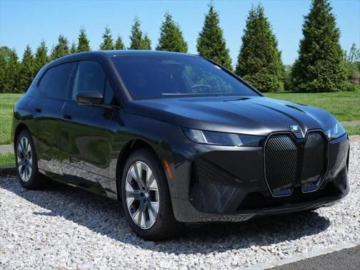 2026 BMW iX xDrive45