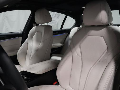 2023 BMW 540 i xDrive