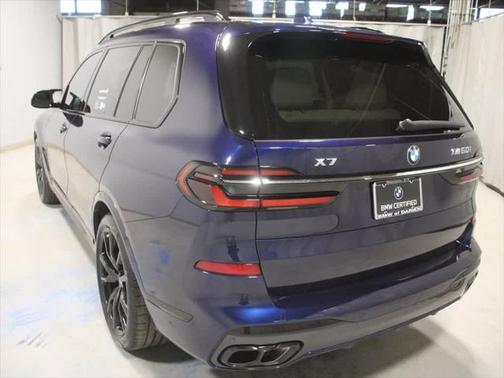 2023 BMW X7 M60i