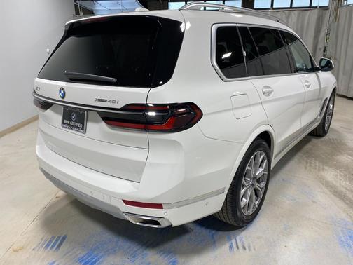 2026 BMW X7 xDrive40i
