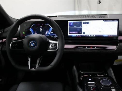 2026 BMW 550e 550e xDrive