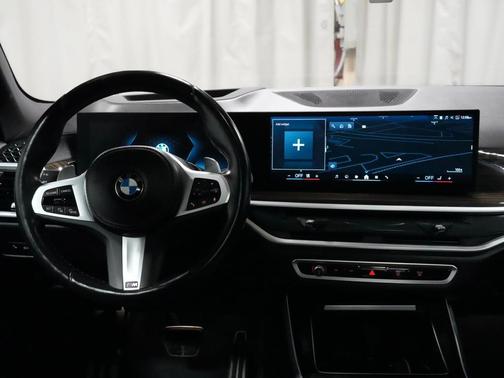 Black Sapphire Metallic 2024 BMW X5 xDrive40i