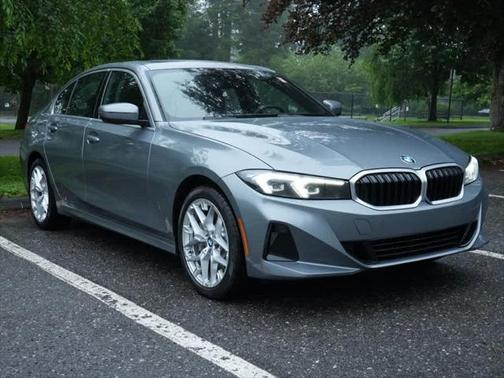 2025 BMW 330 i xDrive