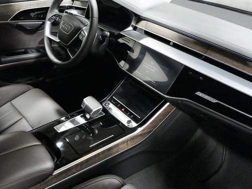 Mythos Black Metallic 2025 Audi A8 L 55 TFSI quattro Tiptronic