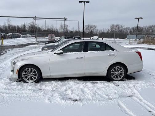 Photo 2 of 5 of 2017 Cadillac CTS 2.0L Turbo Luxury