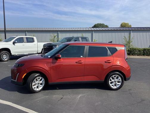 2024 Kia Soul LX