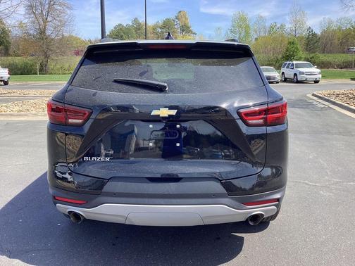 Black 2024 Chevrolet Blazer 2LT