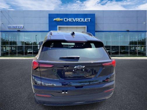 Mosaic Black Metallic 2027 Chevrolet Bolt RS FWD