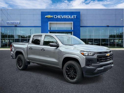 Sterling Gray Metallic 2023 Chevrolet Colorado WT