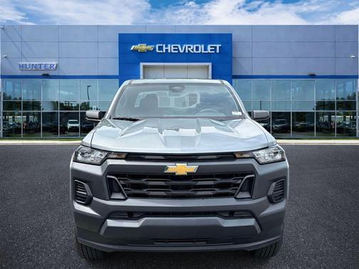 Sterling Gray Metallic 2023 Chevrolet Colorado WT