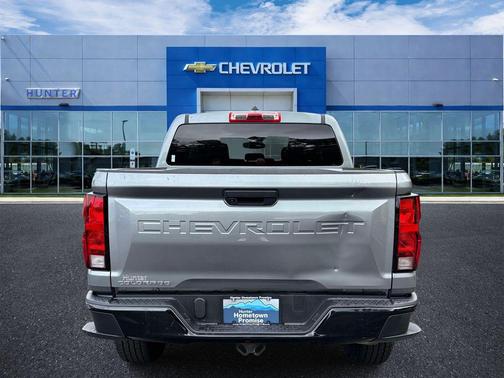Sterling Gray Metallic 2023 Chevrolet Colorado WT