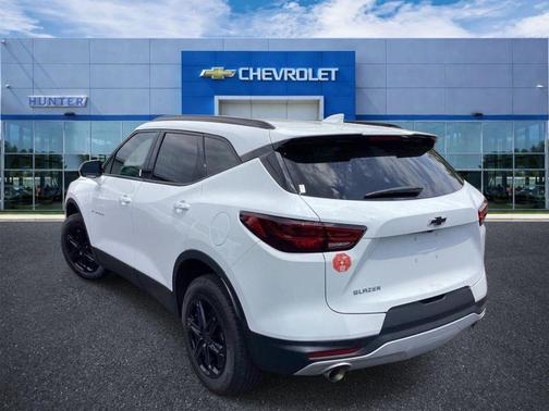 Summit White 2024 Chevrolet Blazer 2LT