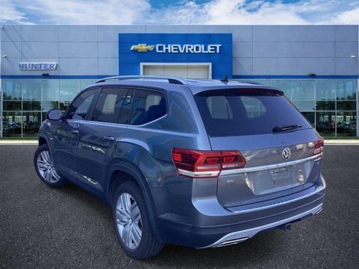 Platinum Gray Metallic 2019 Volkswagen Atlas 3.6L SE w/Technology