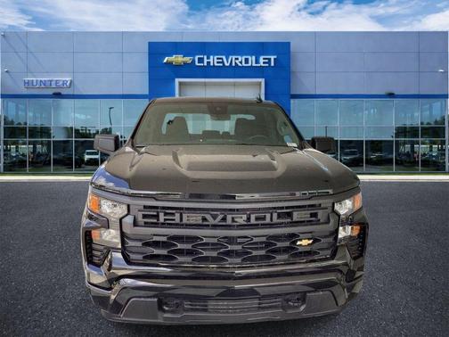 Black 2026 Chevrolet Silverado 1500 Custom