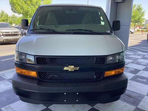 Summit White 2026 Chevrolet Express 2500 Work Van