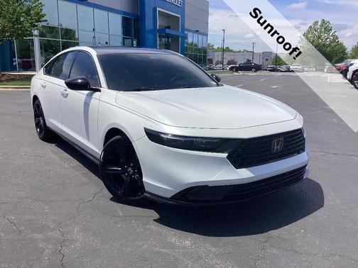 Platinum White Pearl 2024 Honda Accord Hybrid Sport-L