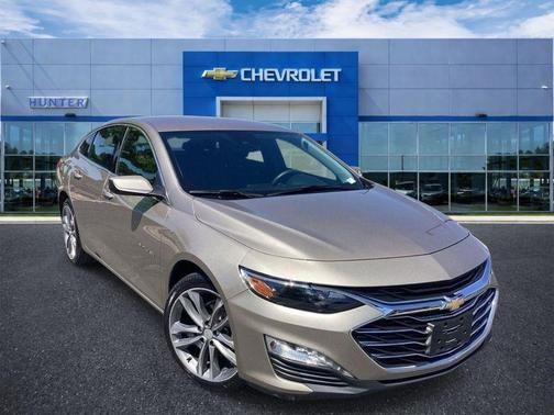 Mineral Gray Metallic 2025 Chevrolet Malibu FWD 1LT