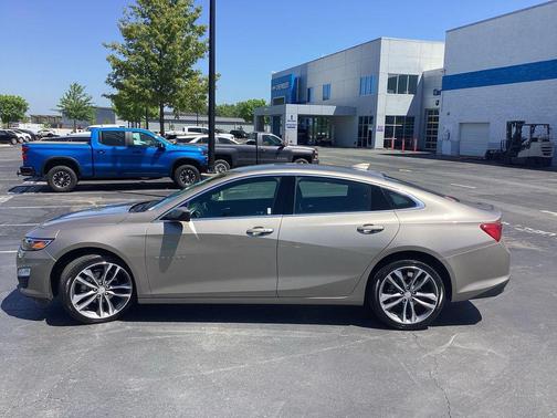 Mineral Gray Metallic 2025 Chevrolet Malibu FWD 1LT