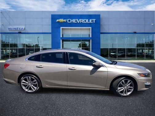 Mineral Gray Metallic 2025 Chevrolet Malibu FWD 1LT