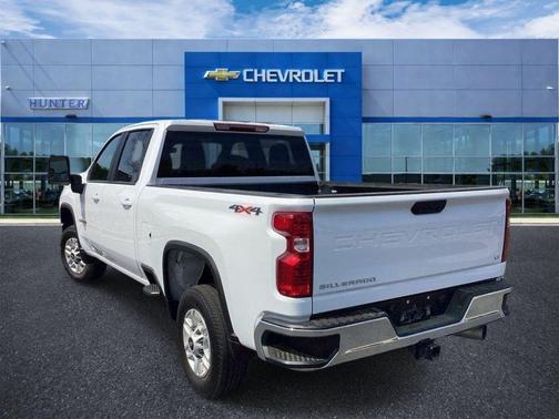 Summit White 2025 Chevrolet Silverado 2500 LT