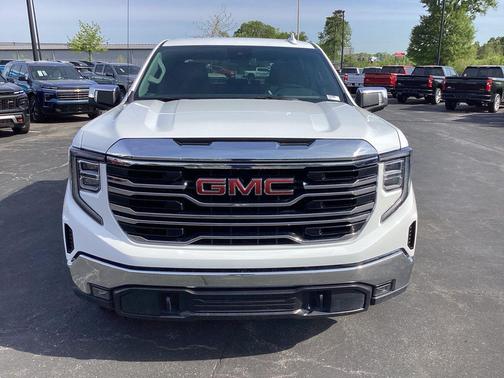 Summit White 2025 GMC Sierra 1500 SLT