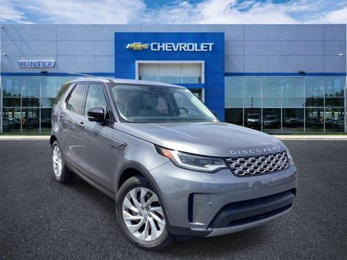 Teal 2025 Land Rover Discovery P300 S