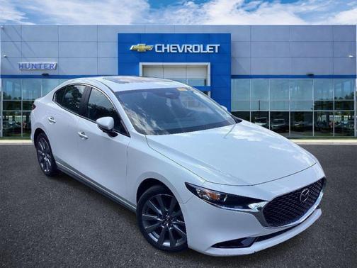 Snowflake White Pearl Mica 2025 Mazda Mazda3 FWD w/Preferred Package