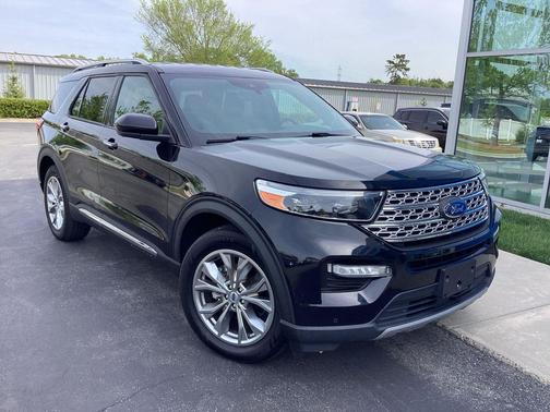 Agate Black Metallic 2022 Ford Explorer Limited