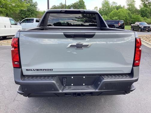 Slate Gray Metallic 2026 Chevrolet Silverado EV Custom - Standard Range 4WD