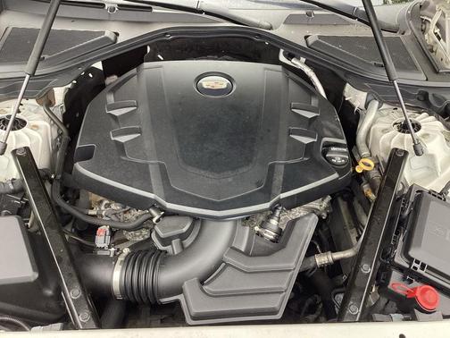 Crystal White Tricoat 2018 Cadillac CT6 3.6L Luxury