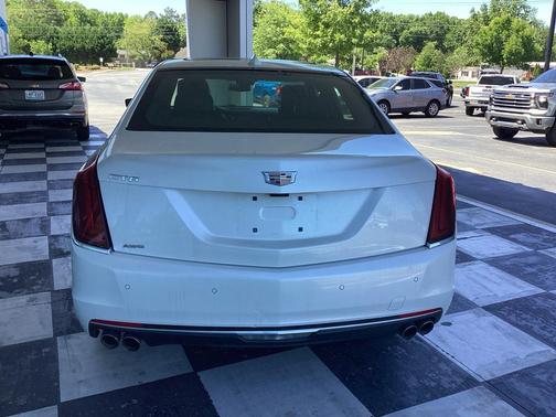 Crystal White Tricoat 2018 Cadillac CT6 3.6L Luxury