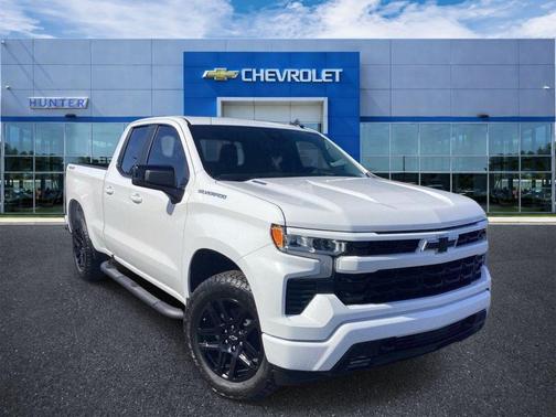 Summit White 2026 Chevrolet Silverado 1500 RST