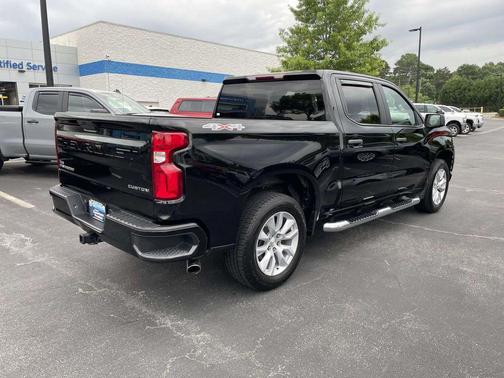 Black 2021 Chevrolet Silverado 1500 Custom