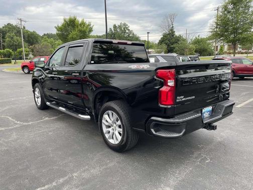 Black 2021 Chevrolet Silverado 1500 Custom