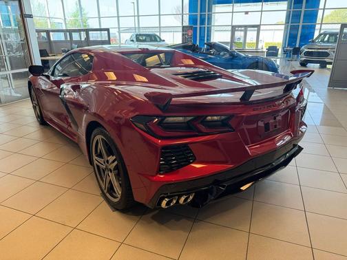 Red Mist Metallic Tintcoat 2026 Chevrolet Corvette Stingray w/2LT