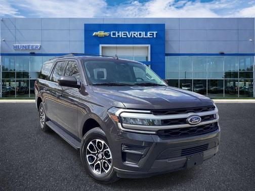 Dark Matter Gray Metallic 2024 Ford Expedition Max XLT