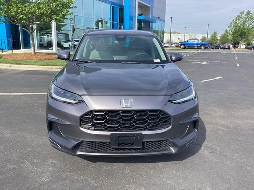Urban Gray Pearl 2023 Honda HR-V LX