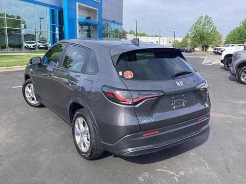 Urban Gray Pearl 2023 Honda HR-V LX